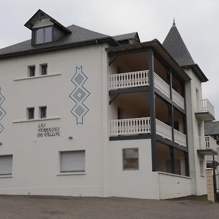 Apartment Superbe Entierement Renove Au Pied Des Montagnes Avec Parking Inclus *